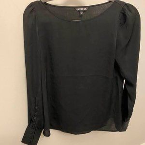 Button sleeve Express top